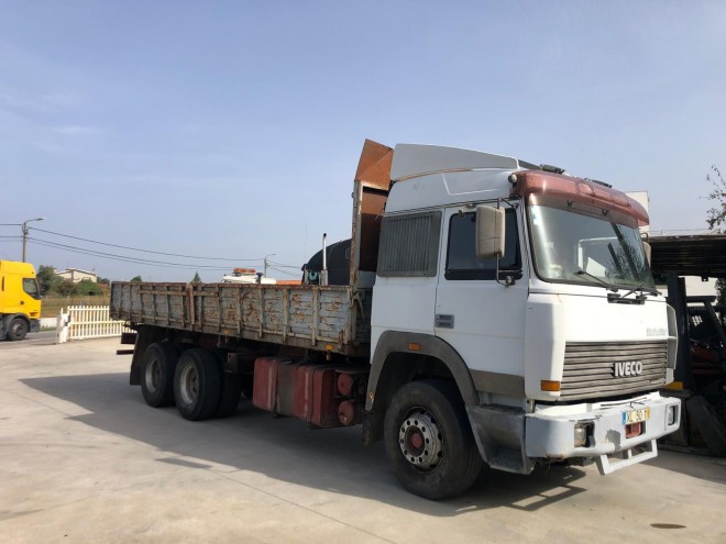 CAMIÃO IVECO